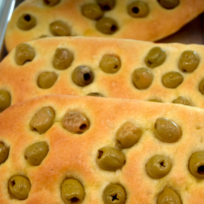 Pane amore e tradizione - Senago - focaccia con olive