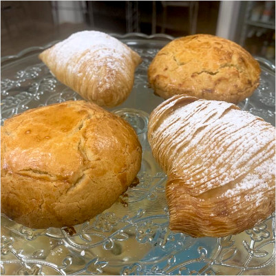 Pane-amore-e-Tradizione-Senago-Sfogliatelle-frolla-e-riccia